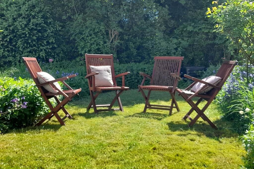 Hinter Burg, Haus mit Garten Mayen Exterior foto