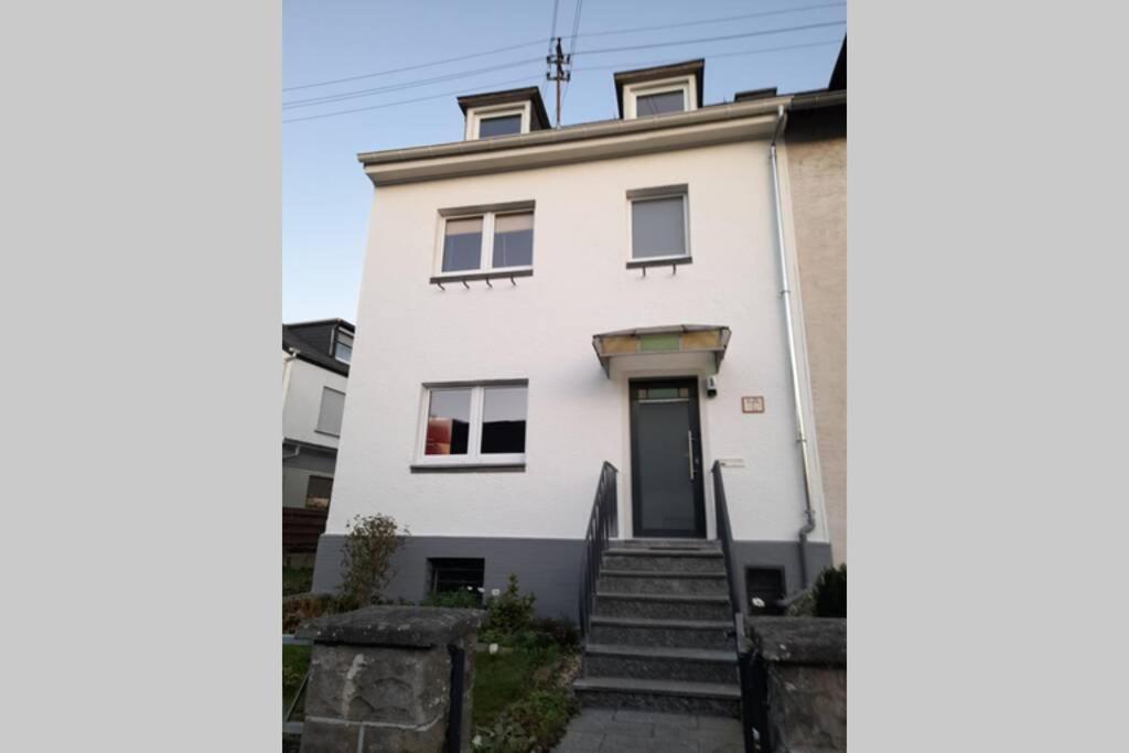 Hinter Burg, Haus mit Garten Mayen Exterior foto