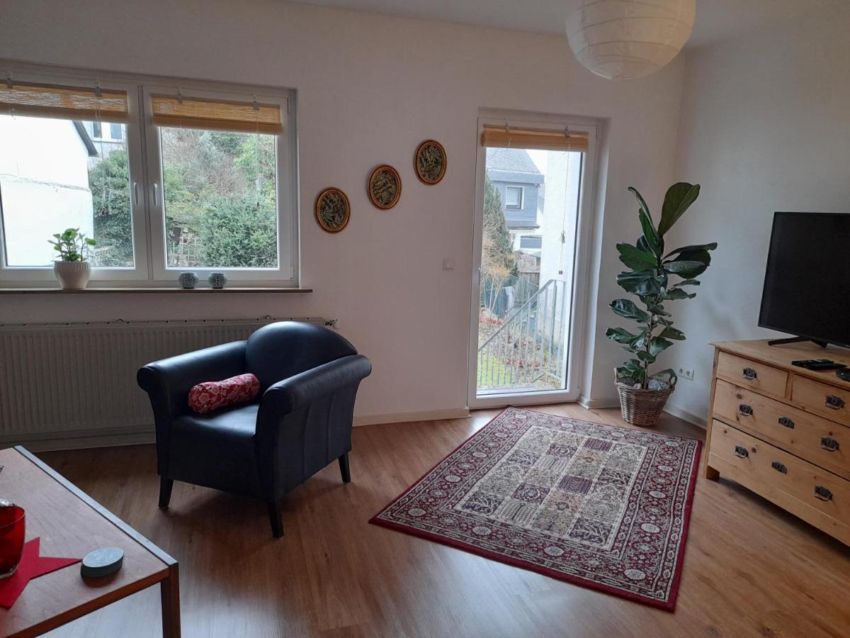 Hinter Burg, Haus mit Garten Mayen Exterior foto